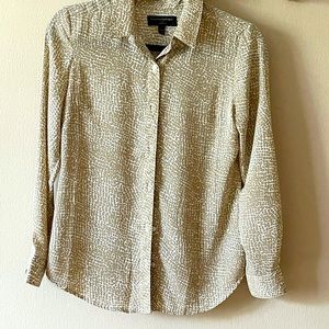 Bottom Down Blouse; size XS.